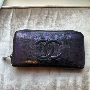 Authentic Large Chanel wallet.